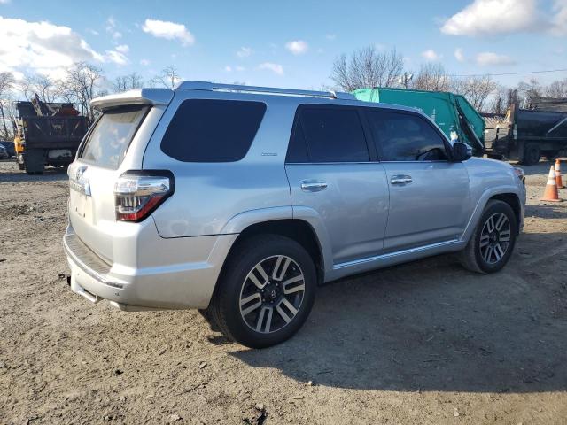  TOYOTA 4RUNNER 2017 Серебристый