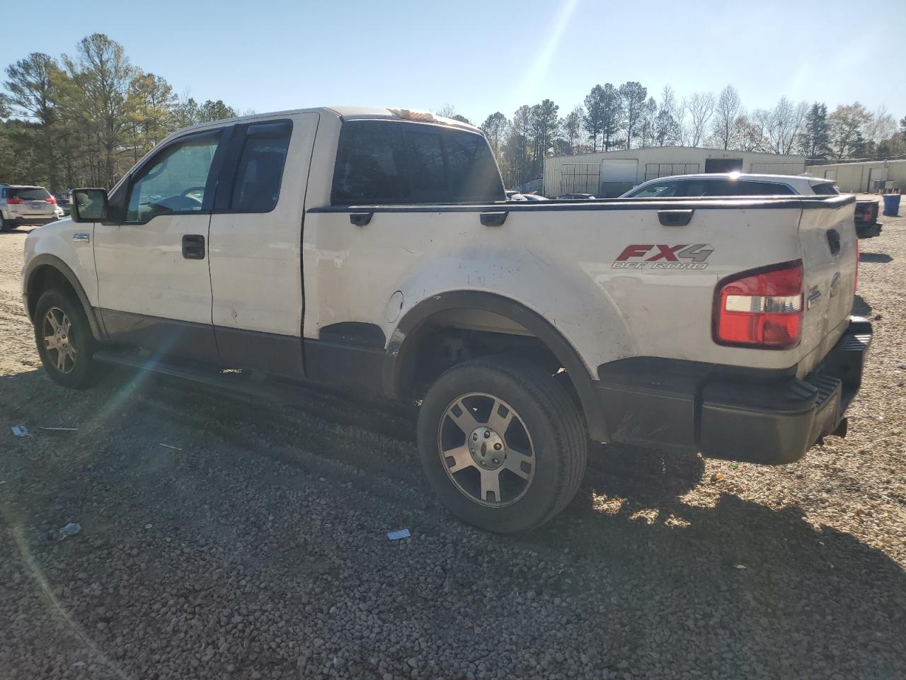 2004 Ford F-150 - Image 2