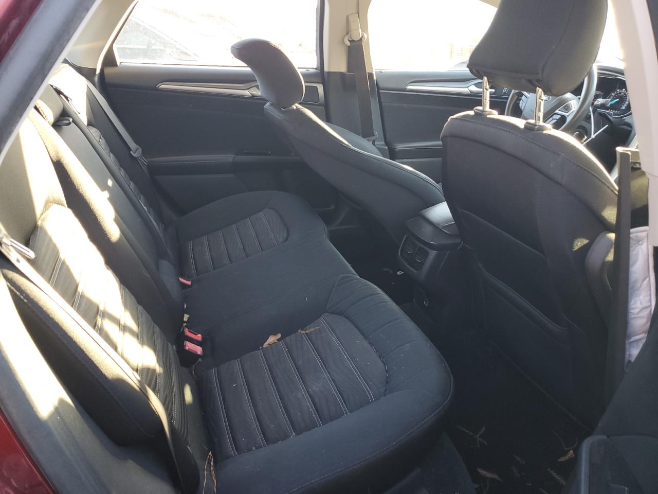 2016 Ford Fusion - Image 10