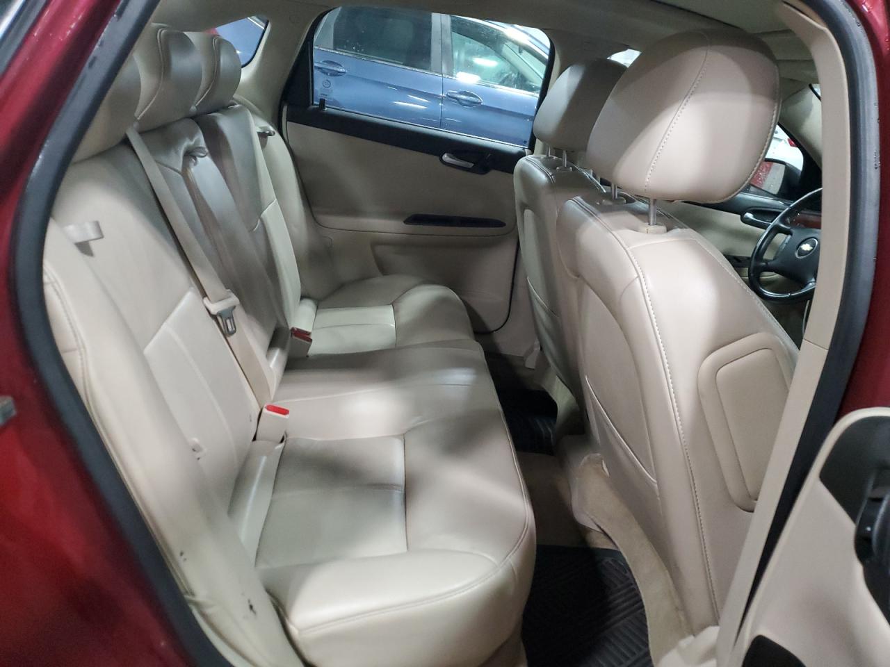 2009 Chevrolet Impala - Image 10