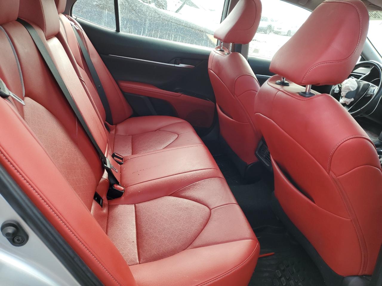 2019 Toyota Camry - Image 10