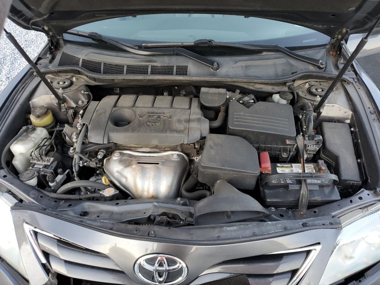 2011 Toyota Camry - Image 11
