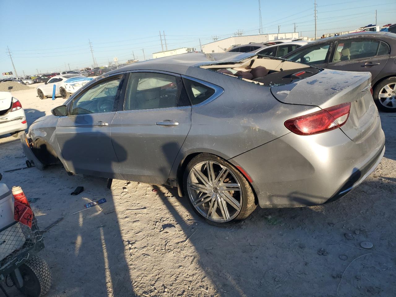 2015 Chrysler 200 - Image 2