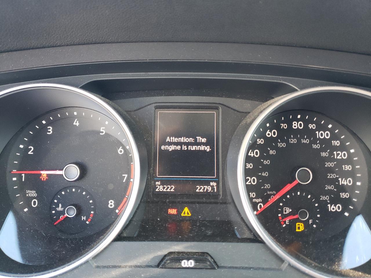 2021 Volkswagen Tiguan - Image 9