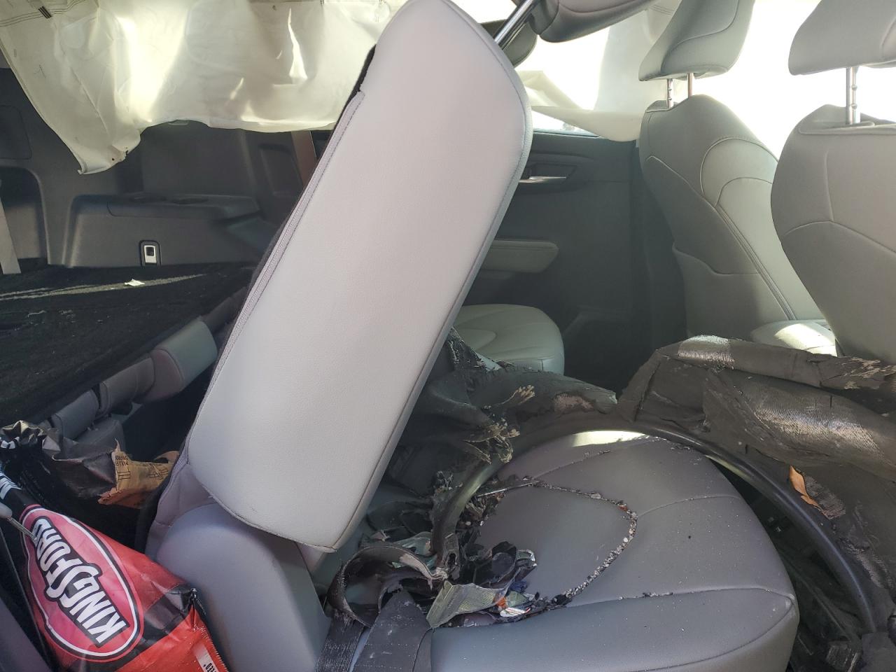 2021 Toyota Highlander - Image 11