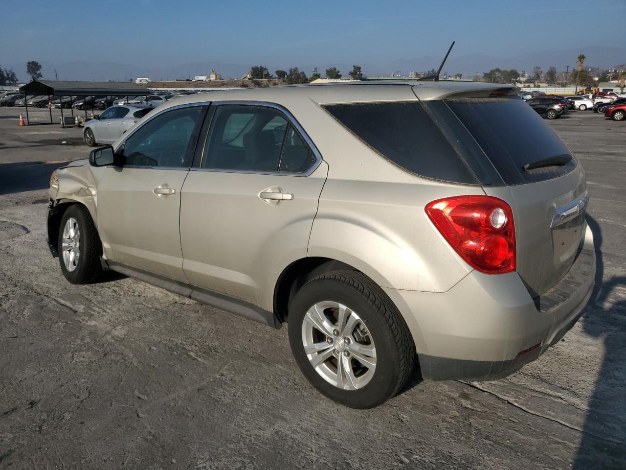 VIN 1GNALAEK8EZ137418 2014 CHEVROLET EQUINOX no.2