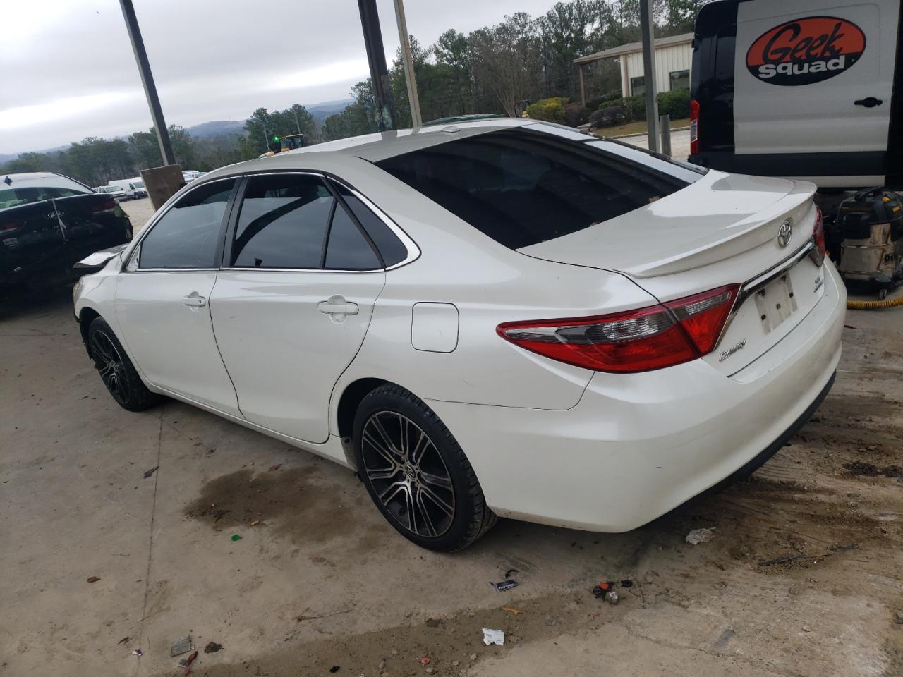 VIN 4T1BF1FK0GU142403 2016 TOYOTA CAMRY no.2