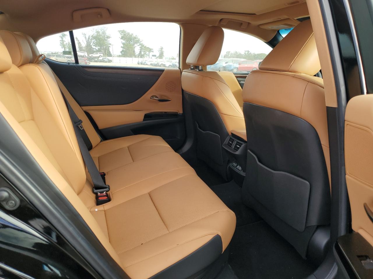2024 Lexus ES - Image 10