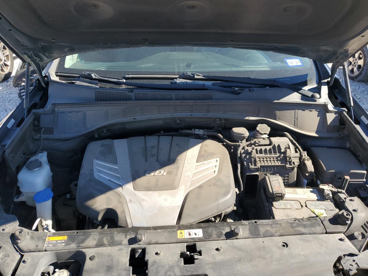 2019 Hyundai Santa Fe - Image 12