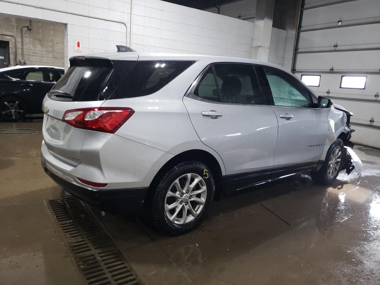 2020 Chevrolet Equinox - Image 3