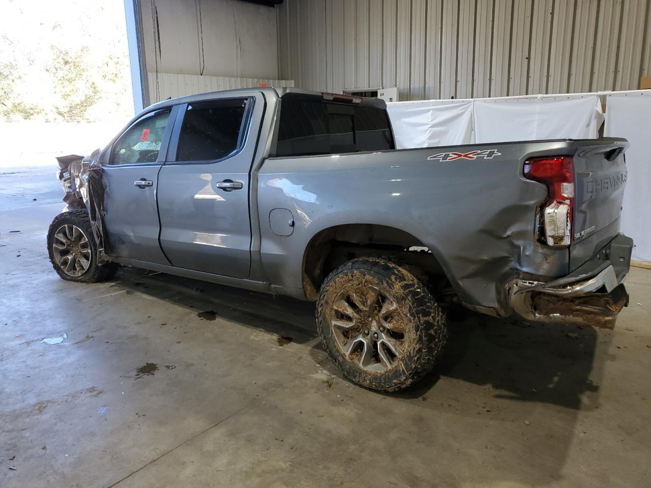 2019 Chevrolet Silverado - Image 2