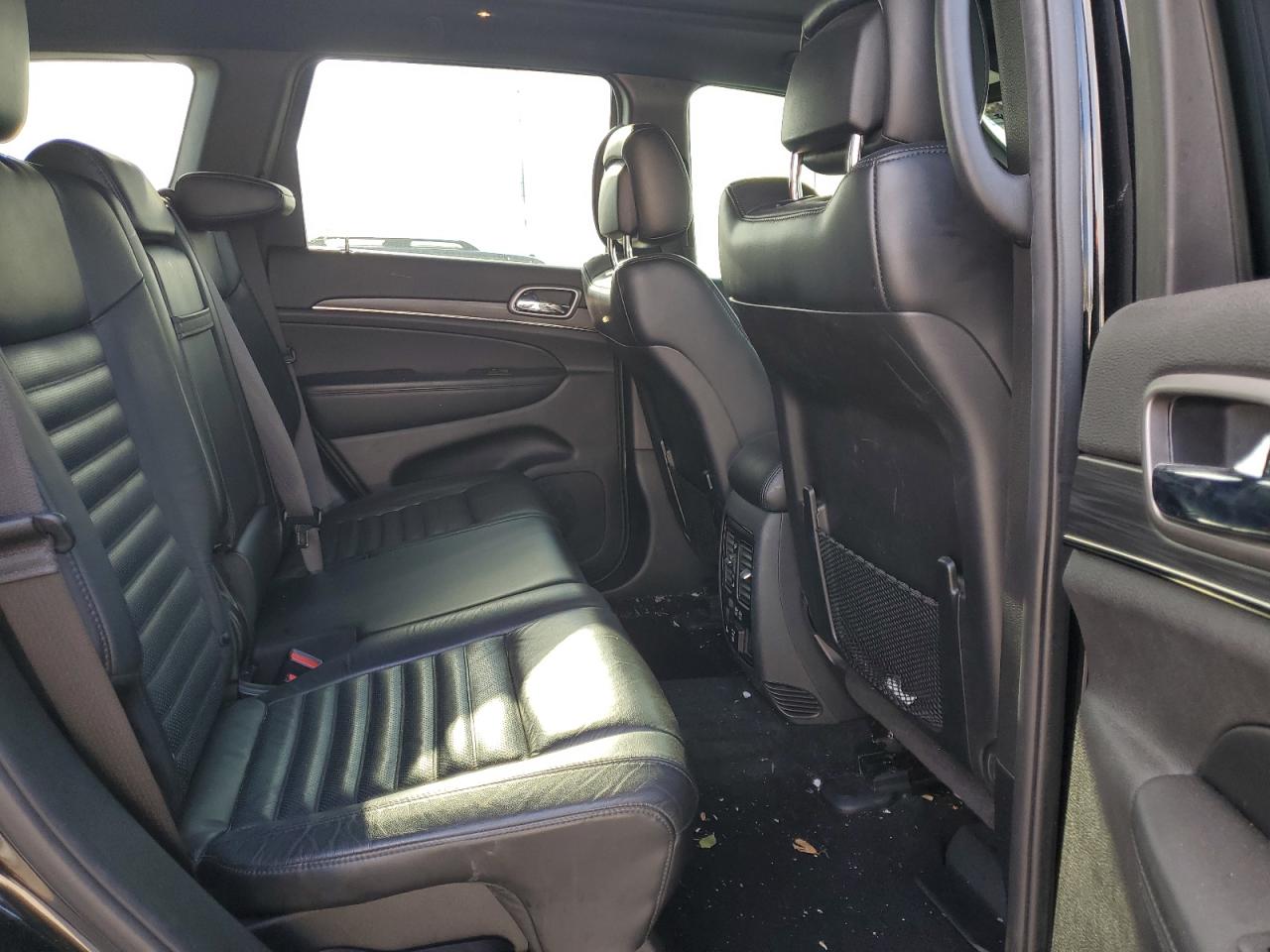 2020 Jeep Grand Cherokee - Image 11