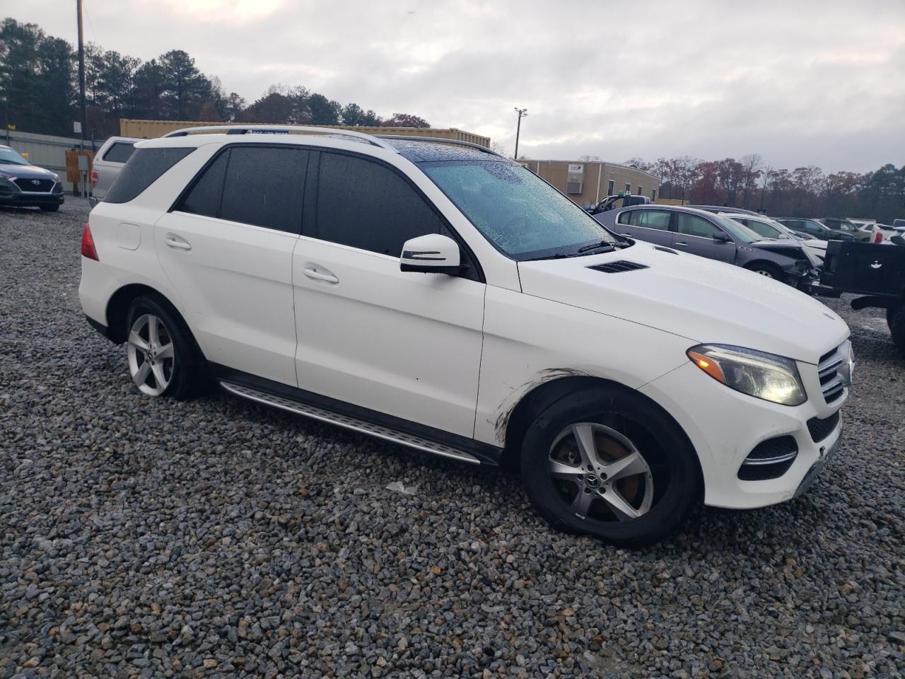 2019 Mercedes-Benz GLE - Image 4