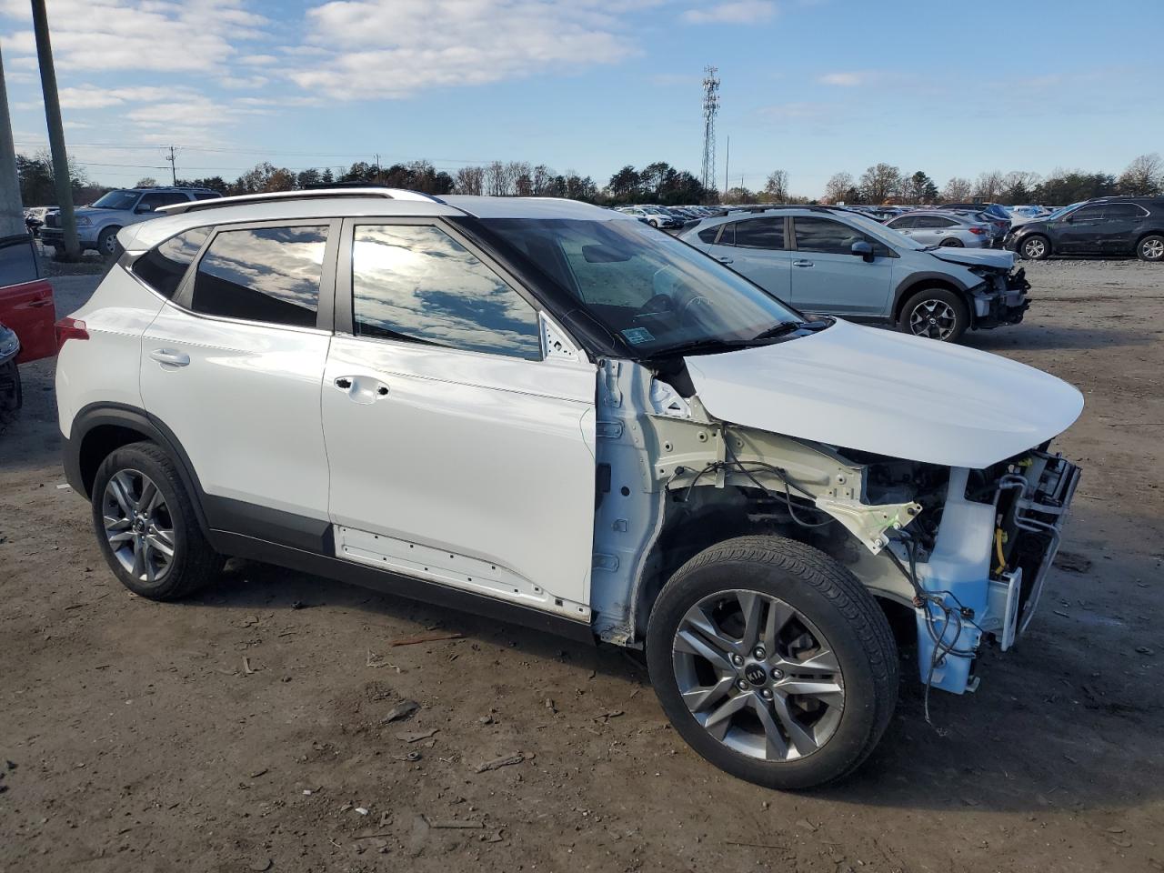 2021 Kia Seltos - Image 4