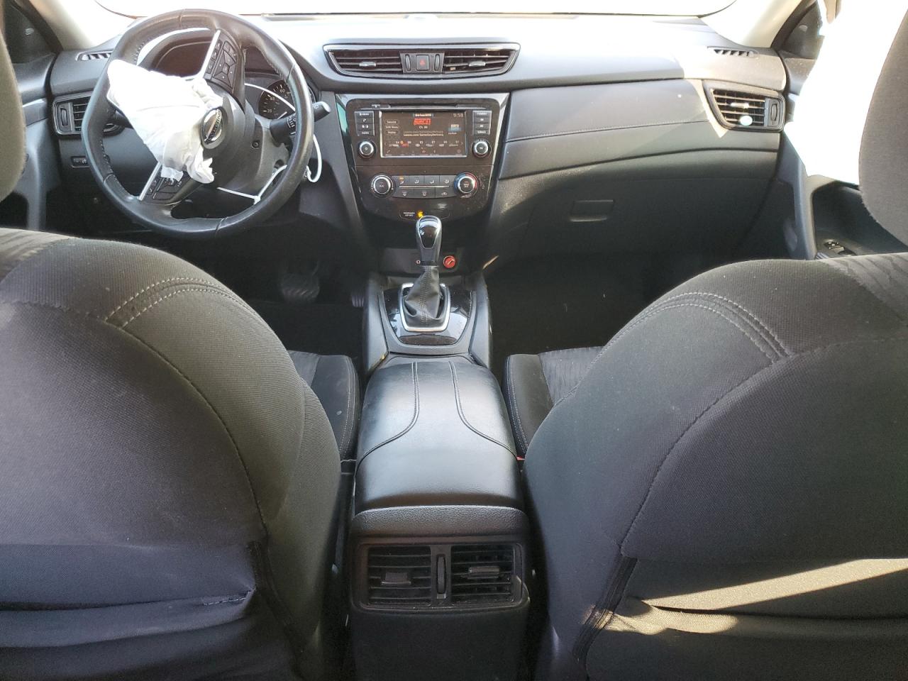 2018 Nissan Rogue - Image 8