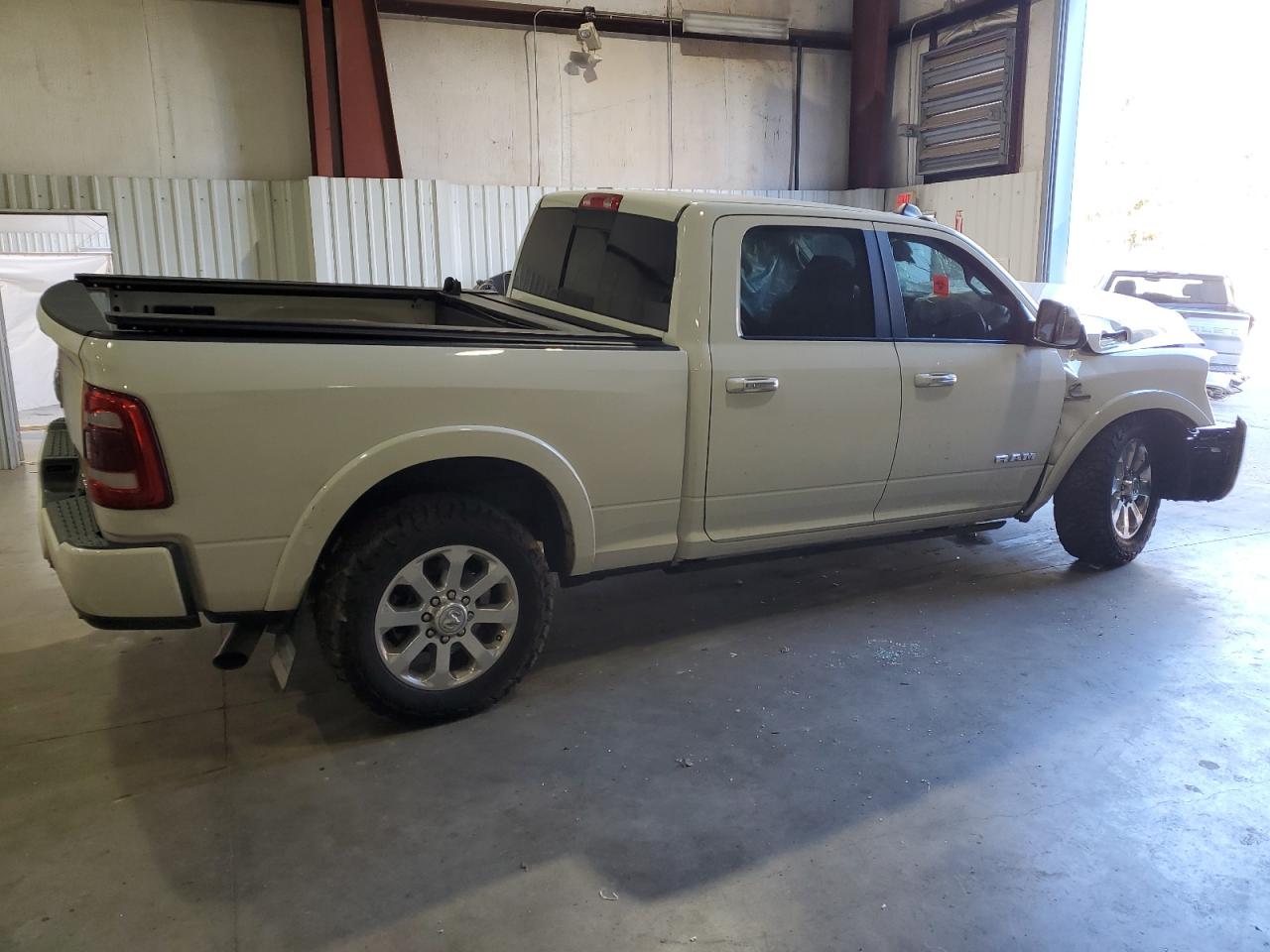 2022 RAM 2500 - Image 3