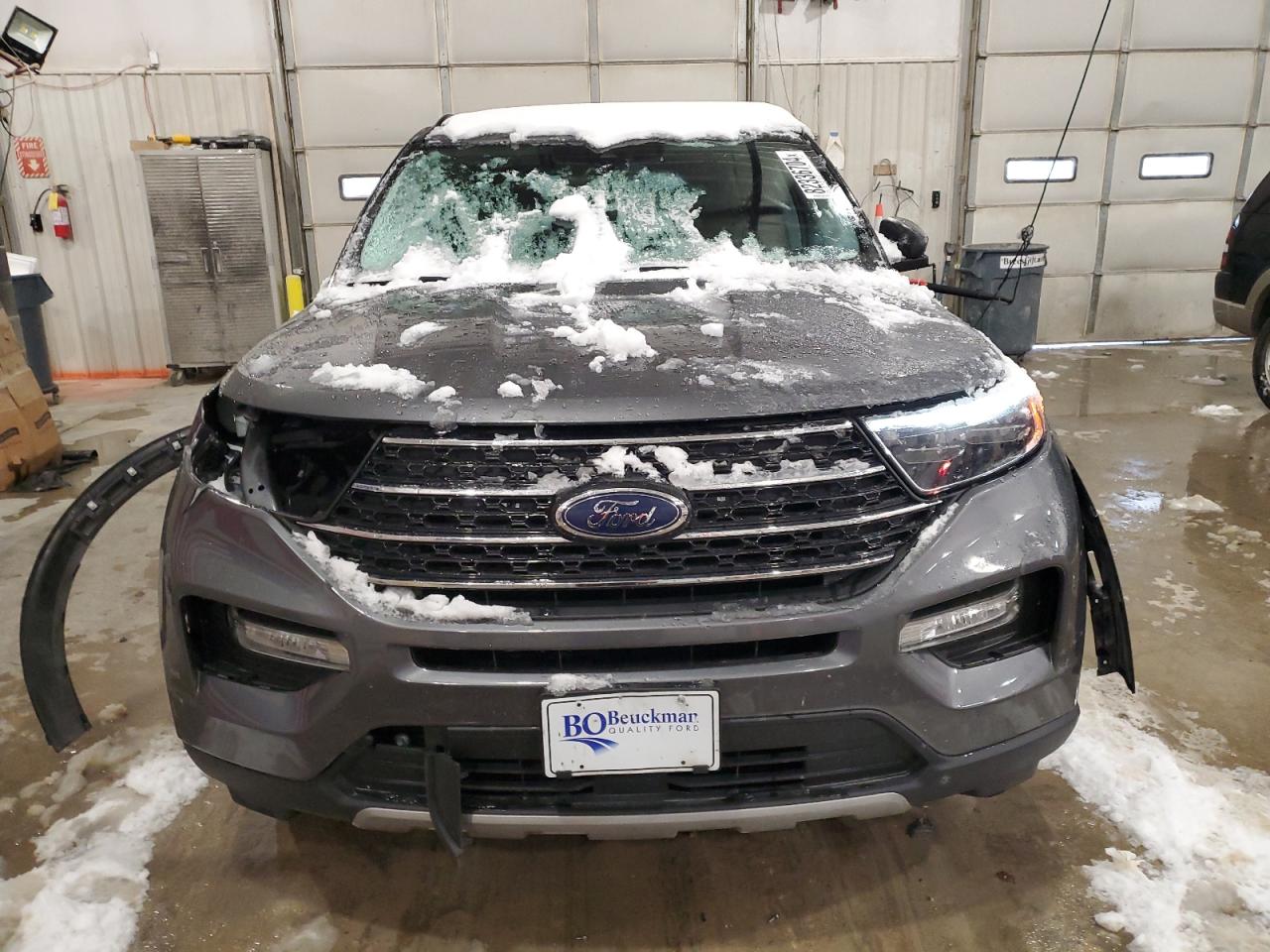 2021 Ford Explorer - Image 5