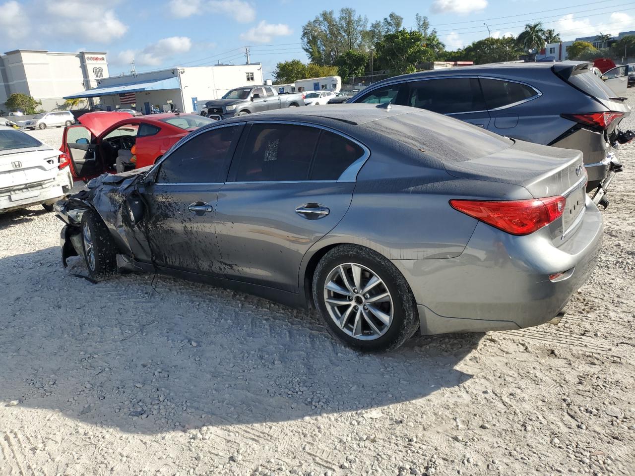 2014 Infiniti Q50 - Image 2