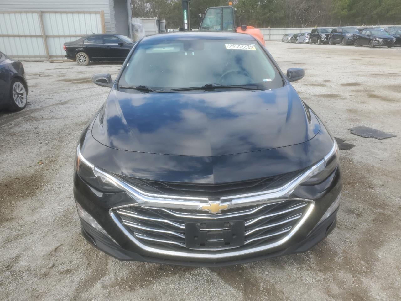 2023 Chevrolet Malibu - Image 5
