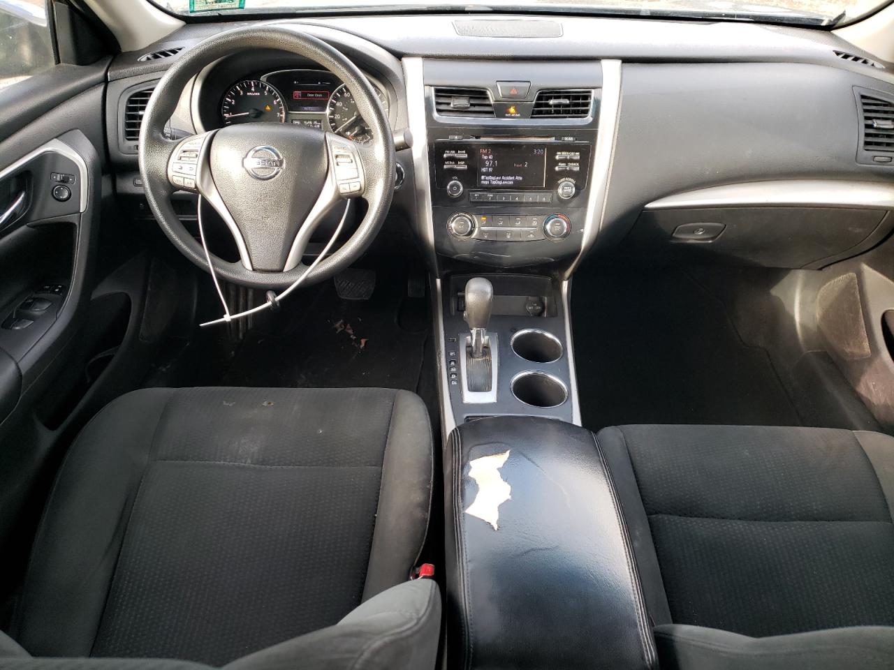 2015 Nissan Altima - Image 8