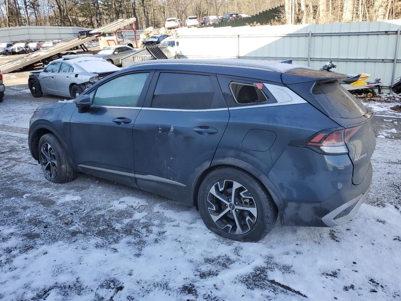 2023 Kia Sportage - Image 2