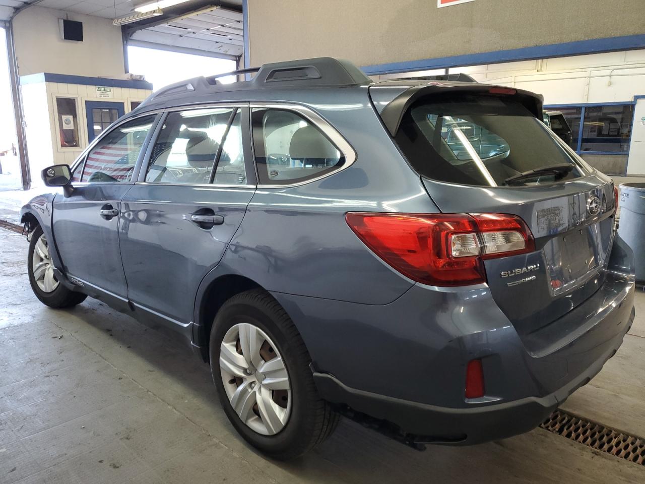 2015 Subaru Outback - Image 2