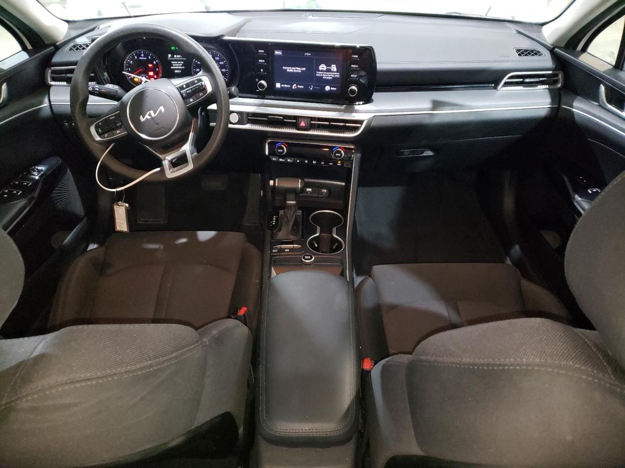 2023 Kia K5 - Image 8