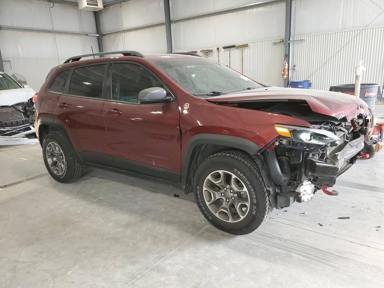 2020 Jeep Cherokee - Image 4