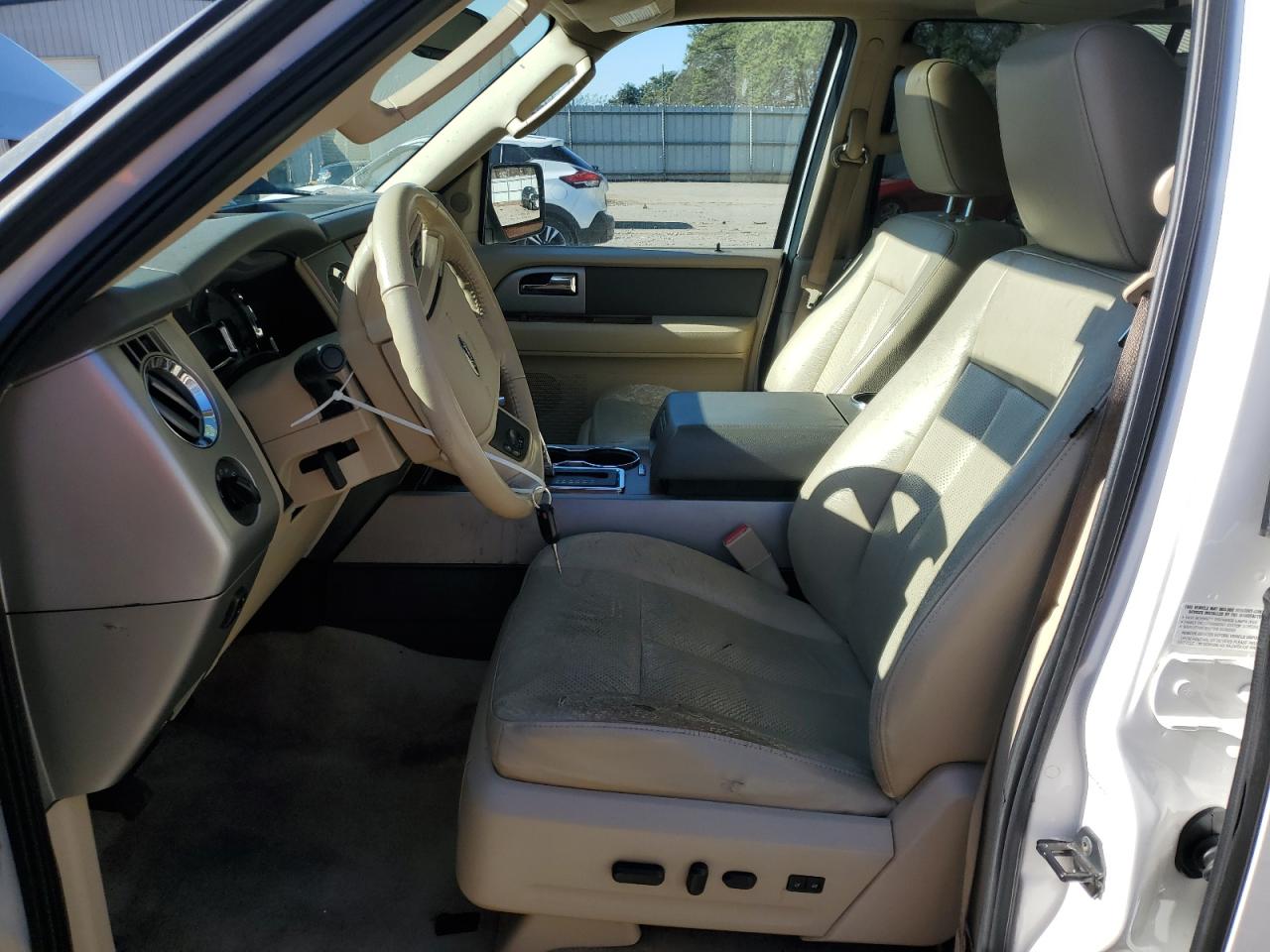 2010 Ford Expedition - Image 7