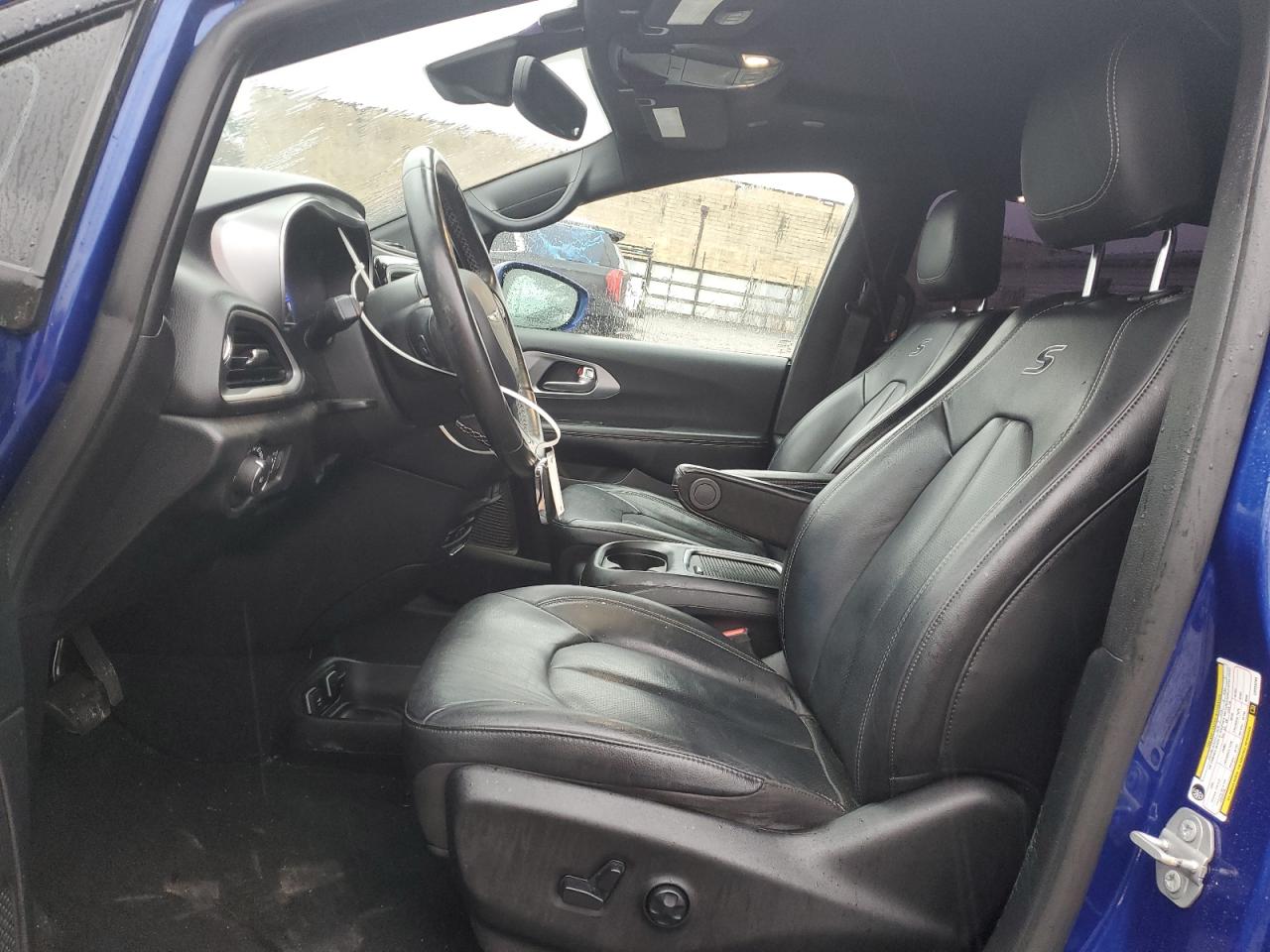 2020 Chrysler Pacifica - Image 7