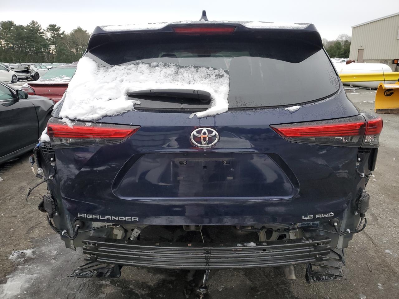 2020 Toyota Highlander - Image 6