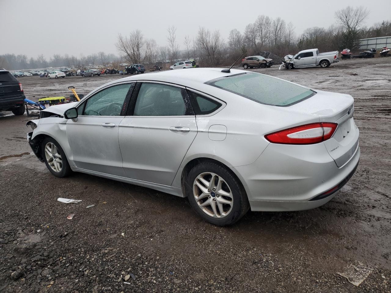 VIN 3FA6P0HD5GR313574 2016 FORD FUSION no.2