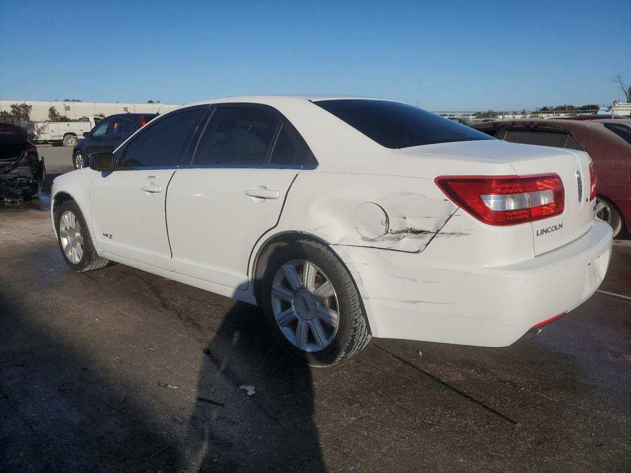 2007 Lincoln MKZ - Image 2