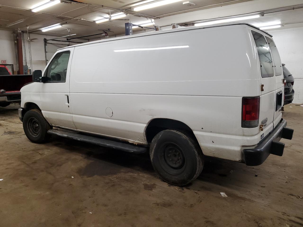 2012 Ford Econoline - Image 2