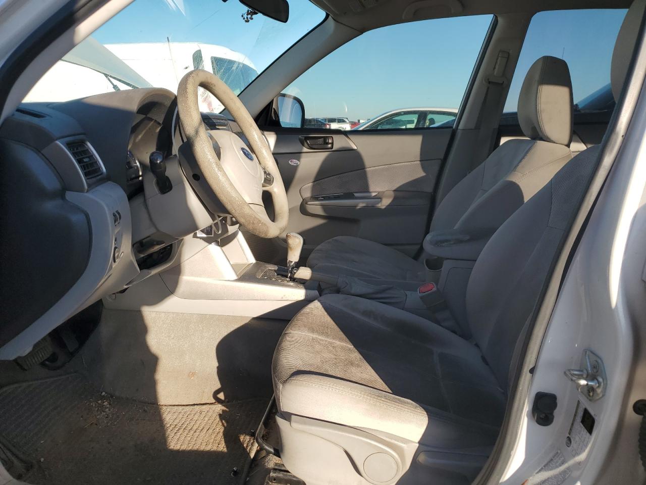 2010 Subaru Forester - Image 7