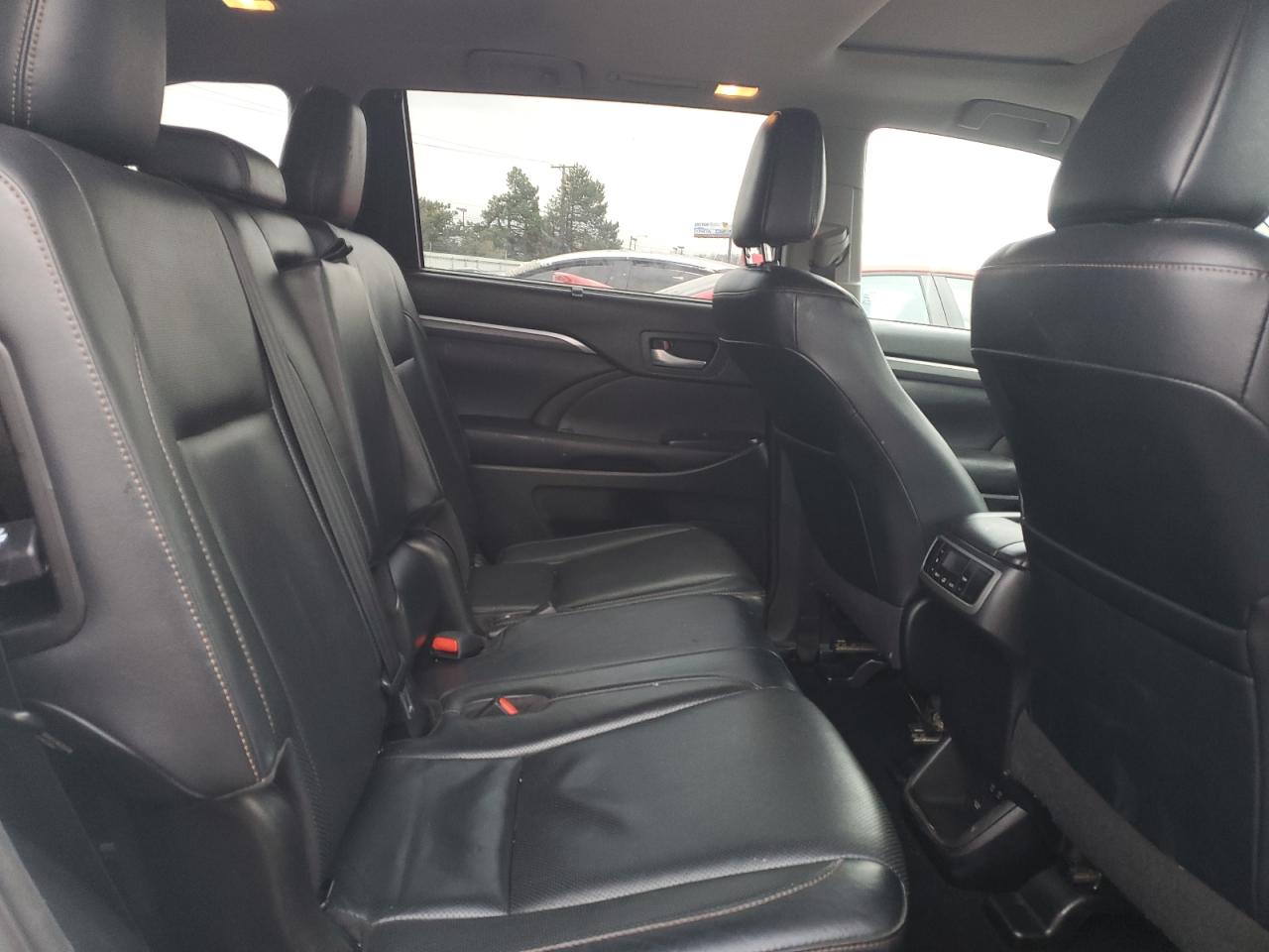 2018 Toyota Highlander Limited VIN: 5TDDZRFHXJS849088 Lot: 84751894