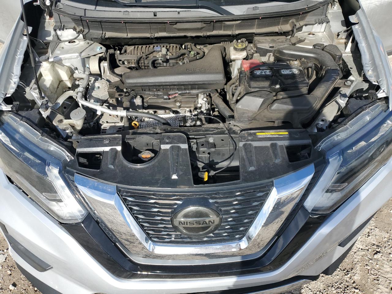 2018 Nissan Rogue - Image 13