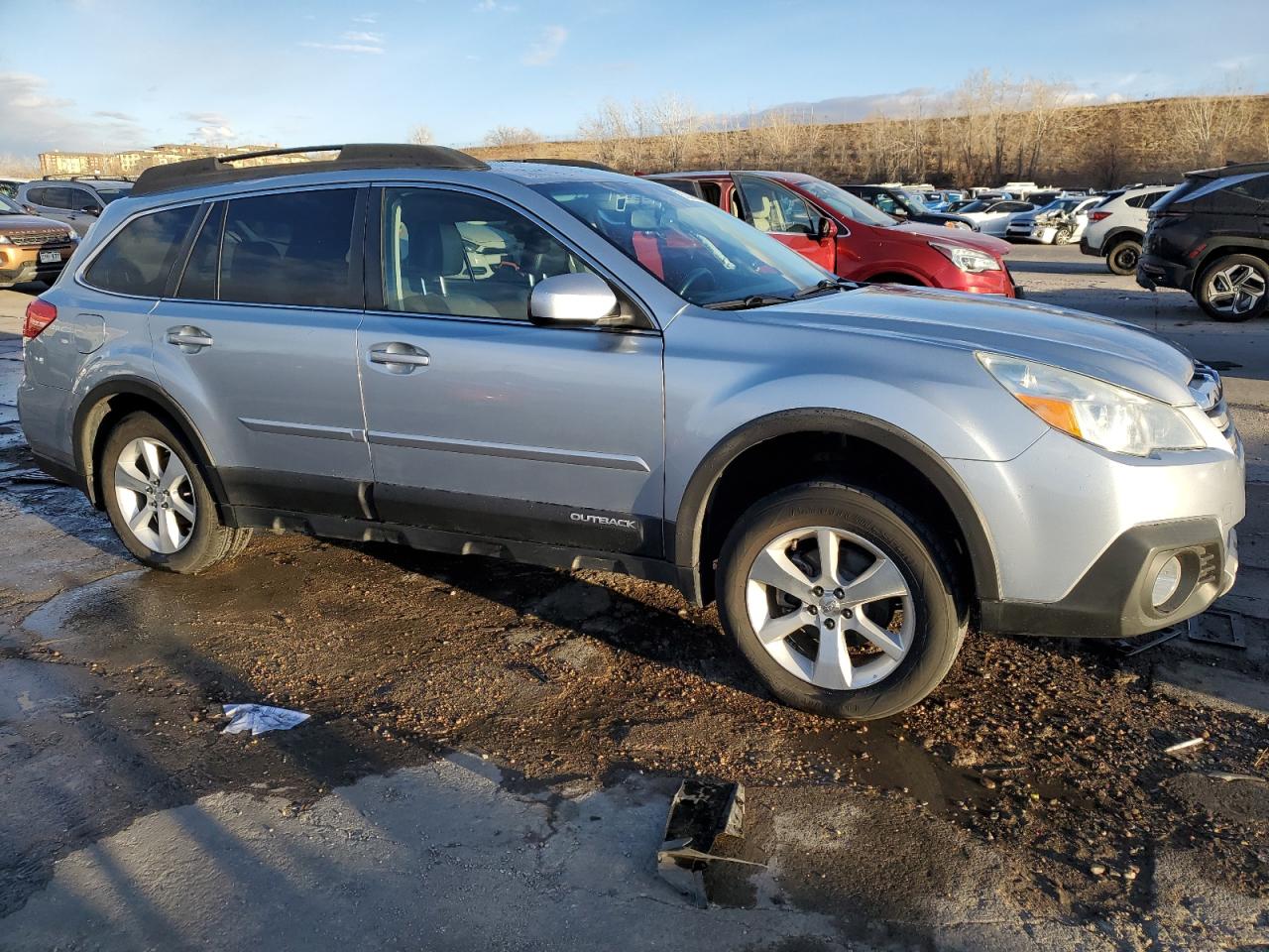 2014 Subaru Outback - Image 4
