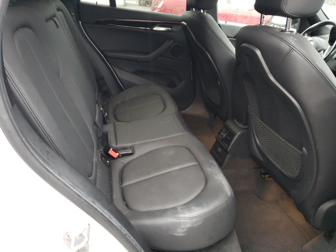 2017 BMW X1 - Image 11