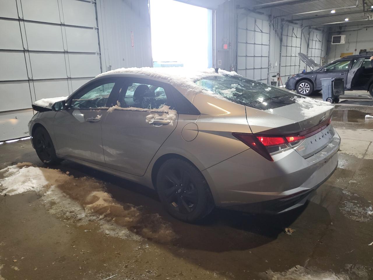 2021 Hyundai Elantra - Image 2