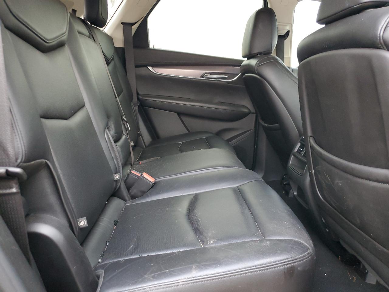 2019 Cadillac XT5 - Image 12