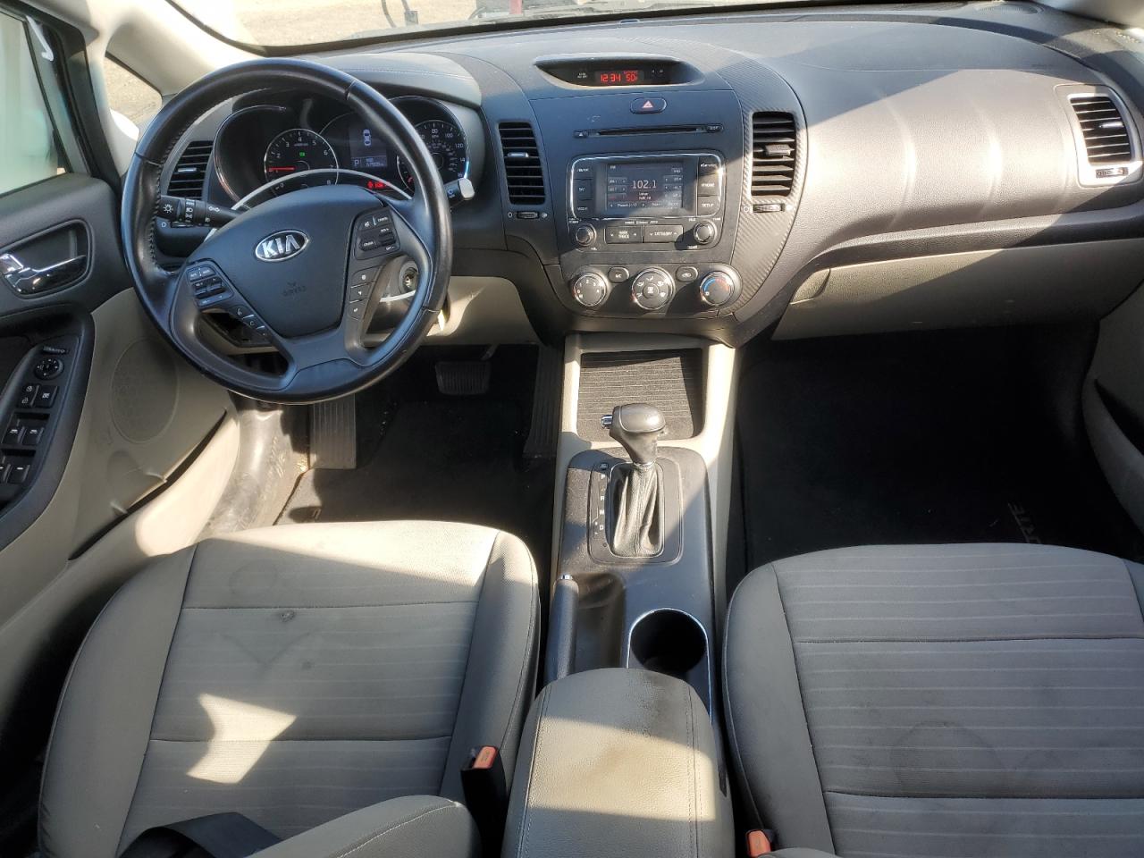 2014 Kia Forte - Image 8