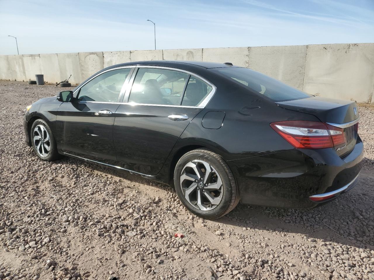 VIN 1HGCR2F79GA124311 2016 HONDA ACCORD no.2