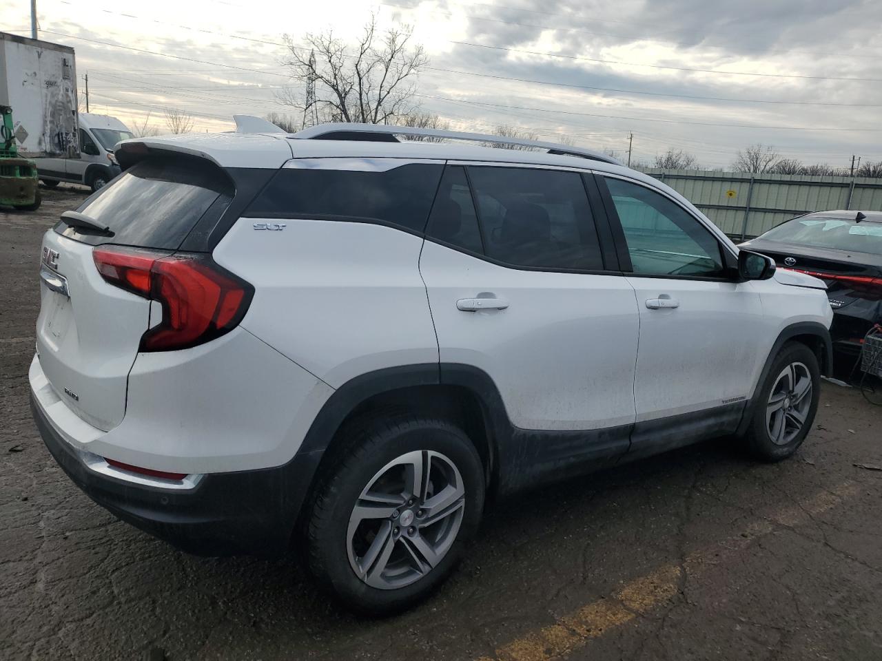 VIN 3GKALVEV1KL132126 2019 GMC TERRAIN no.3