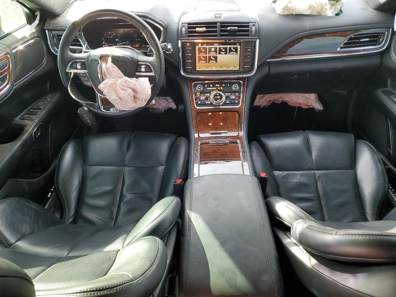 2018 Lincoln Continental - Image 8
