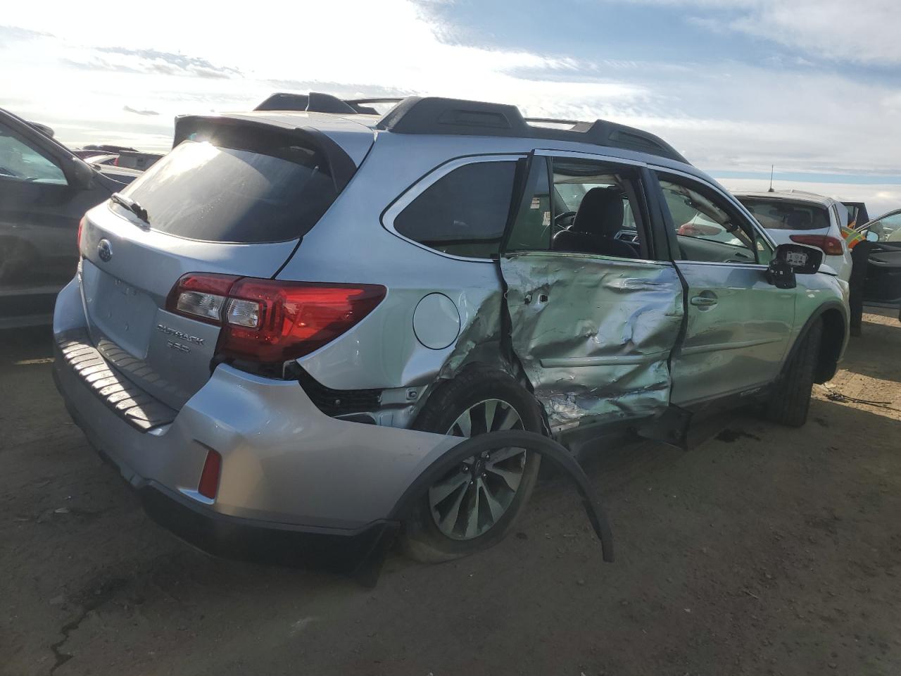 2016 Subaru Outback - Image 3