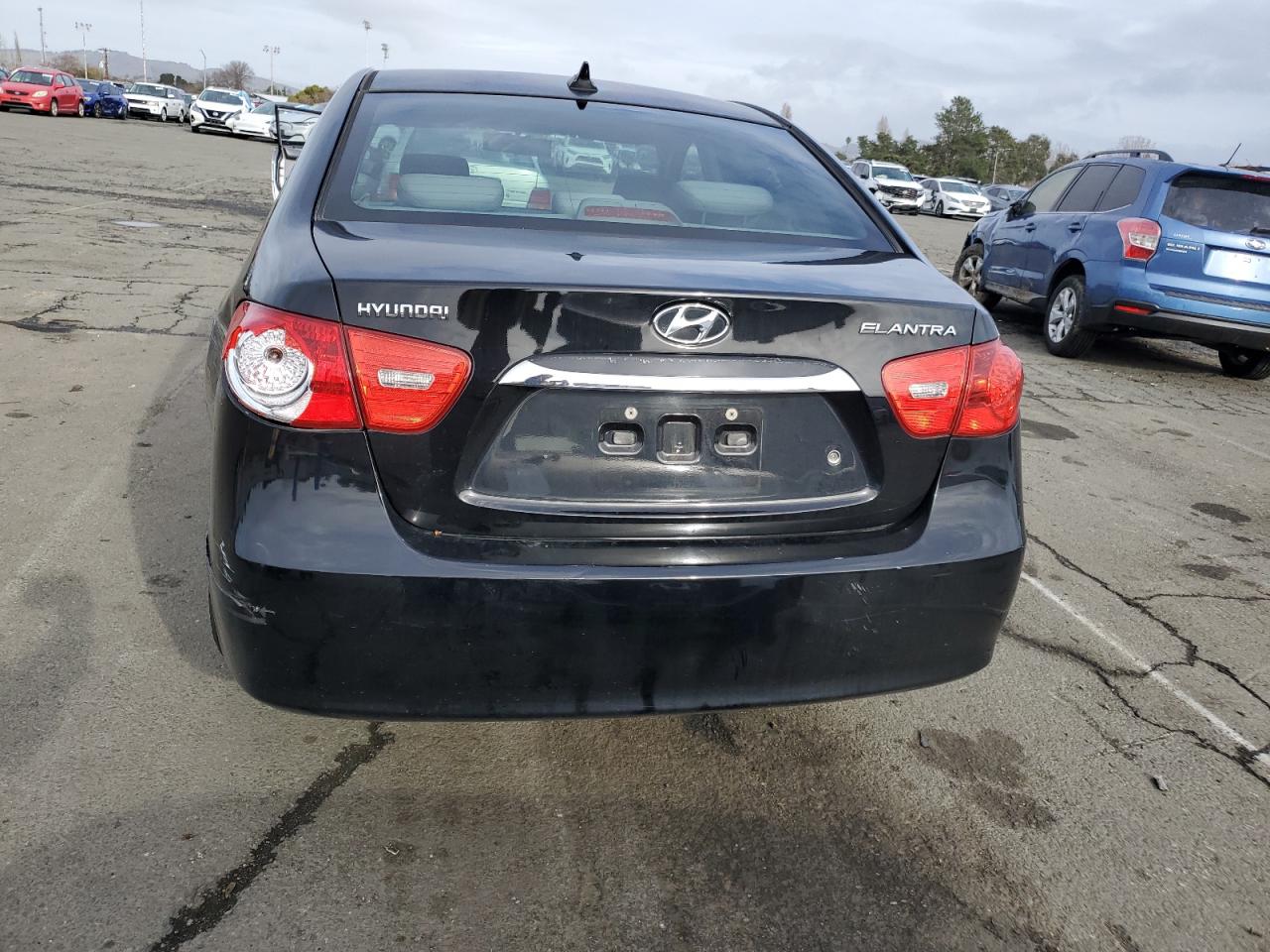 2010 Hyundai Elantra - Image 6
