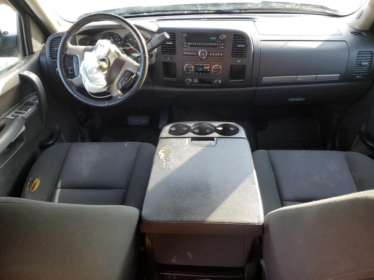 2012 Chevrolet Silverado - Image 8