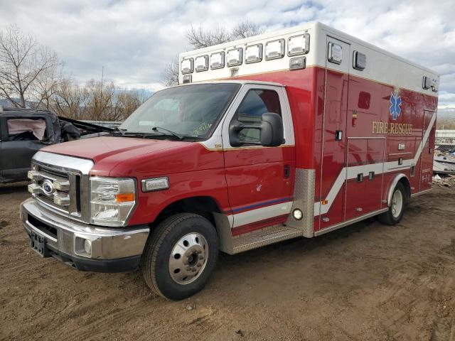 2014 Ford Econoline E450 Super Duty Cutaway Van