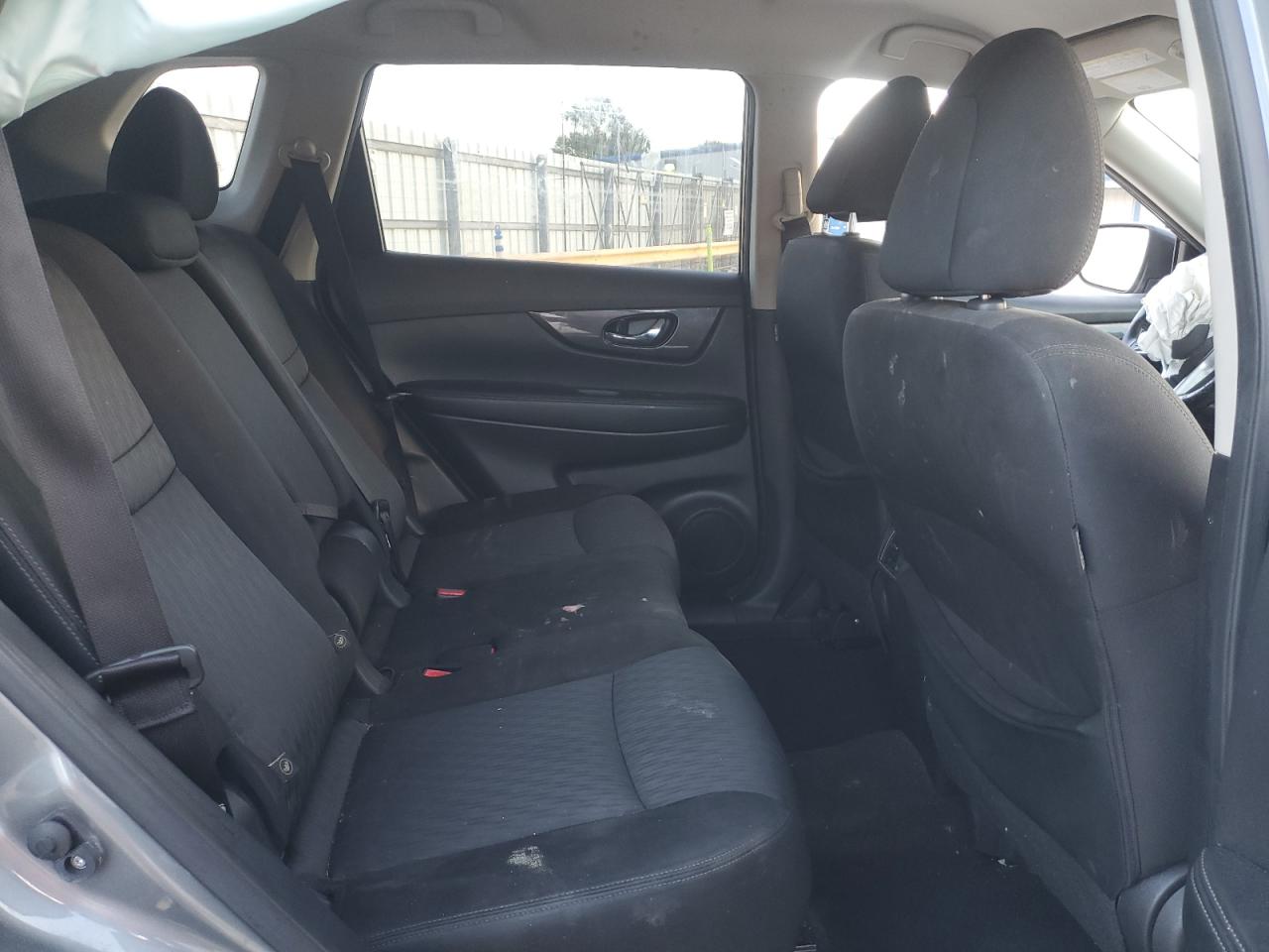 2020 Nissan Rogue - Image 11